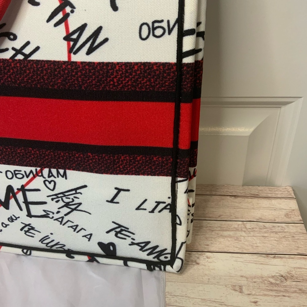 Red White and Black Large Book Tote Bag NWOT - Picture 5 of 9